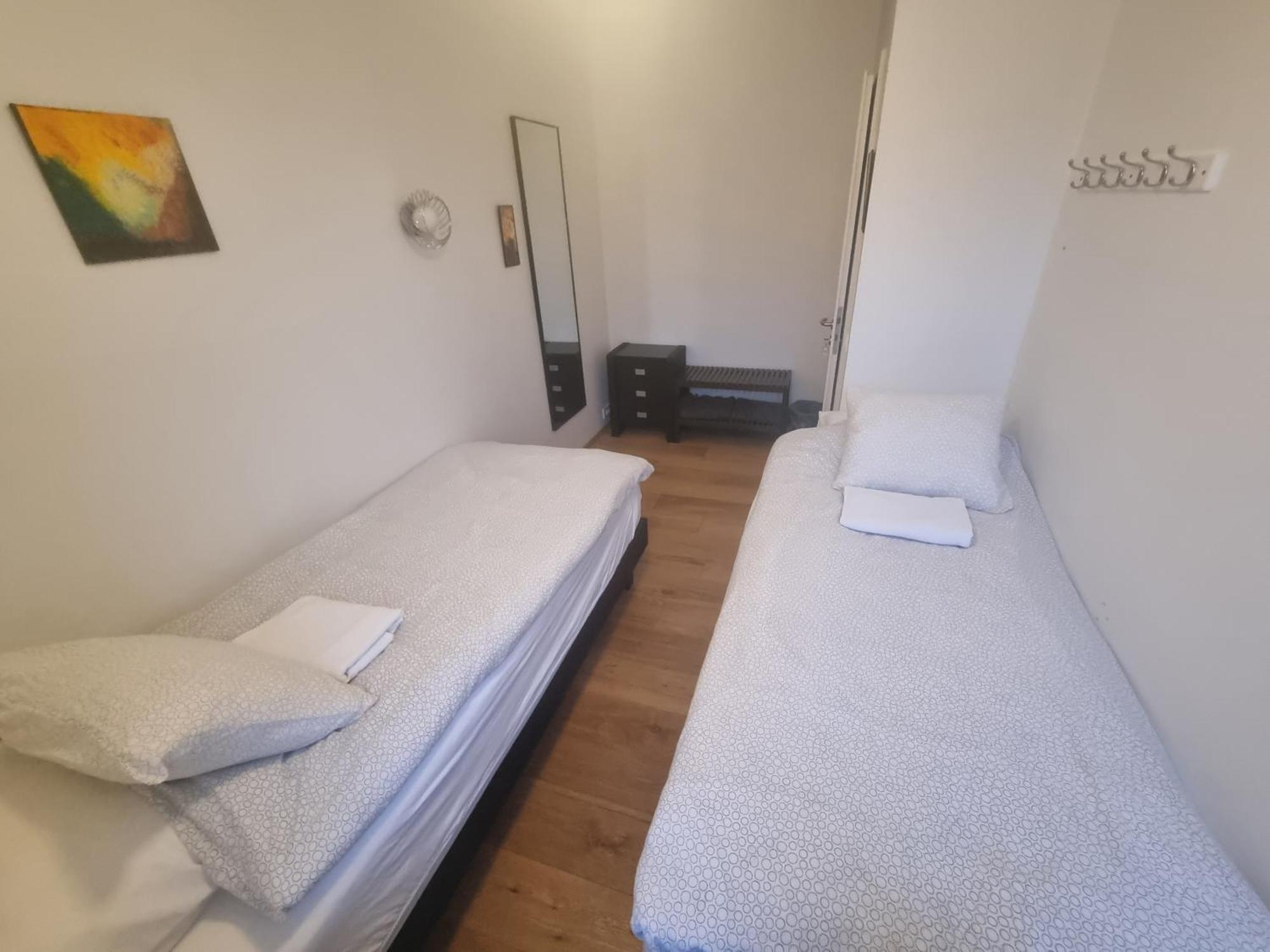 Spoi Guesthouse Хвольсвёдлюр Экстерьер фото